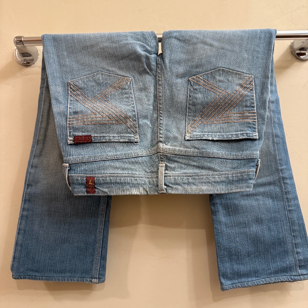 Vintage 7’s- 7 for all mankind Capri Jeans